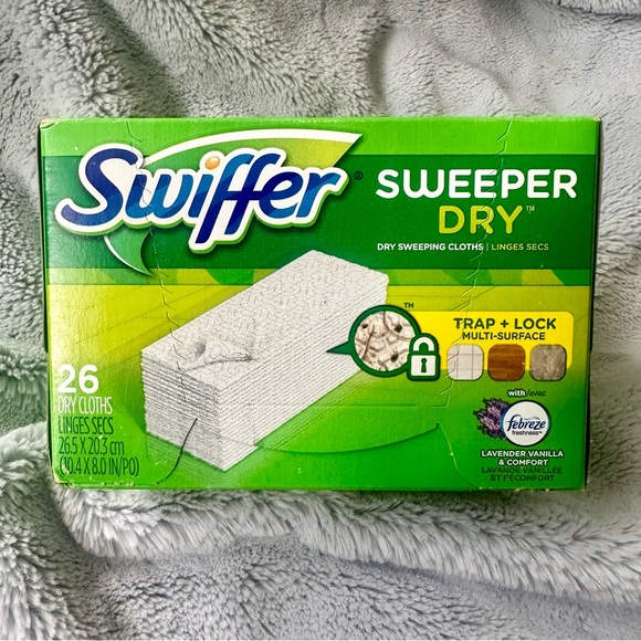 Swiffer Sweeper Dry Sweeping Pad Refills for‎ Dusters Floor Mop, 26 Count NIB - Picture 4 of 4